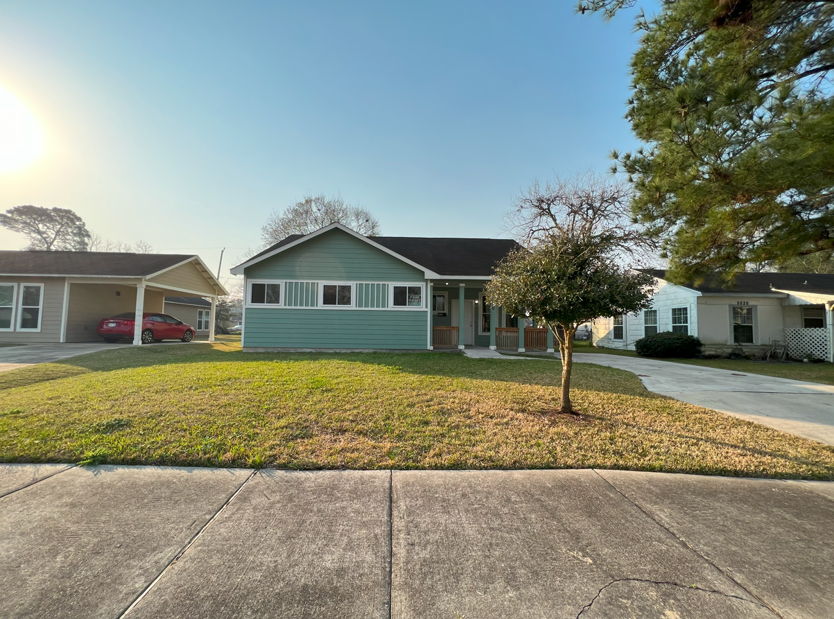 Property main image