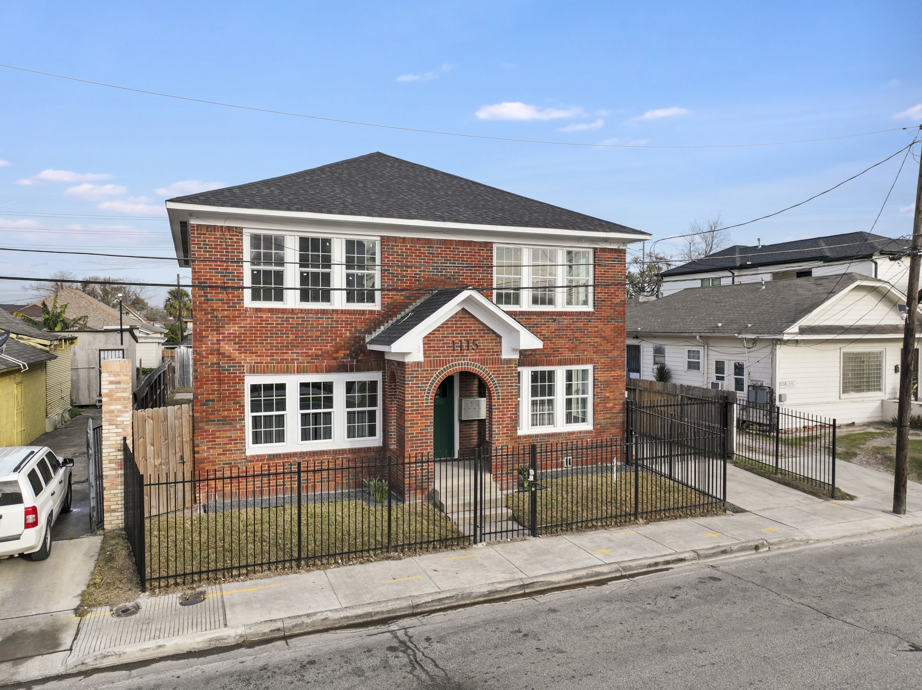 Property thumbnail image