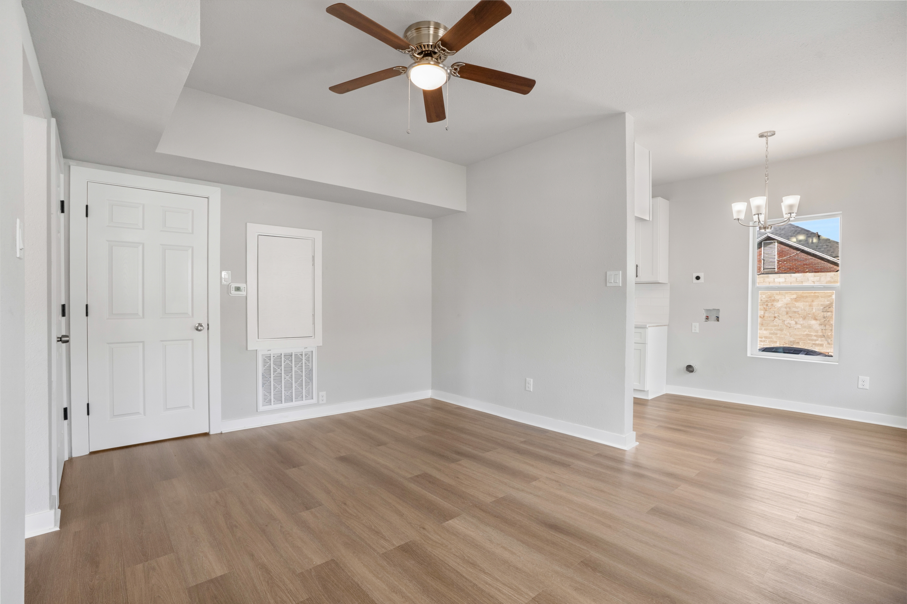 1115 Hogan Street - 1